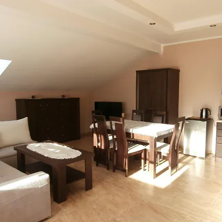 Goscinne - Noclegi Хажуковы